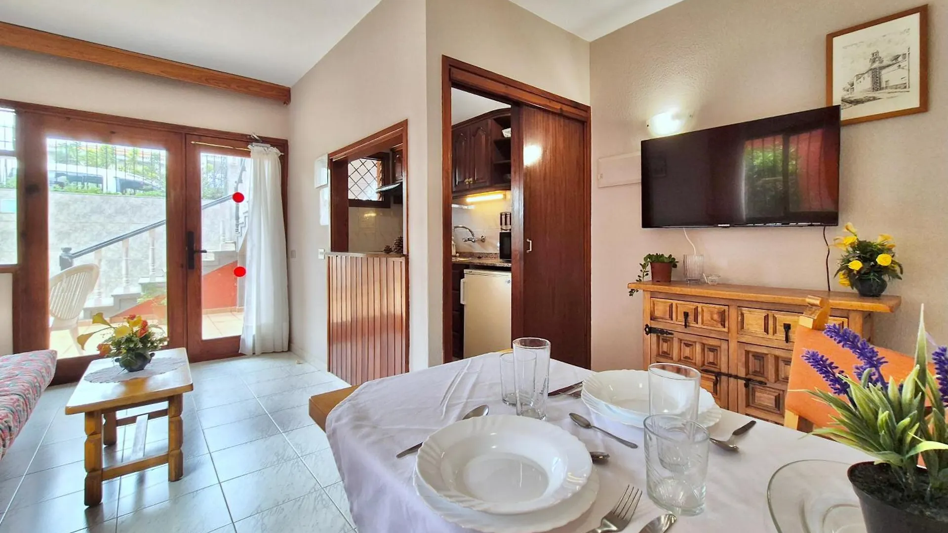 Canaima Apartments Puerto de la Cruz  Puerto de la Cruz (Tenerife)