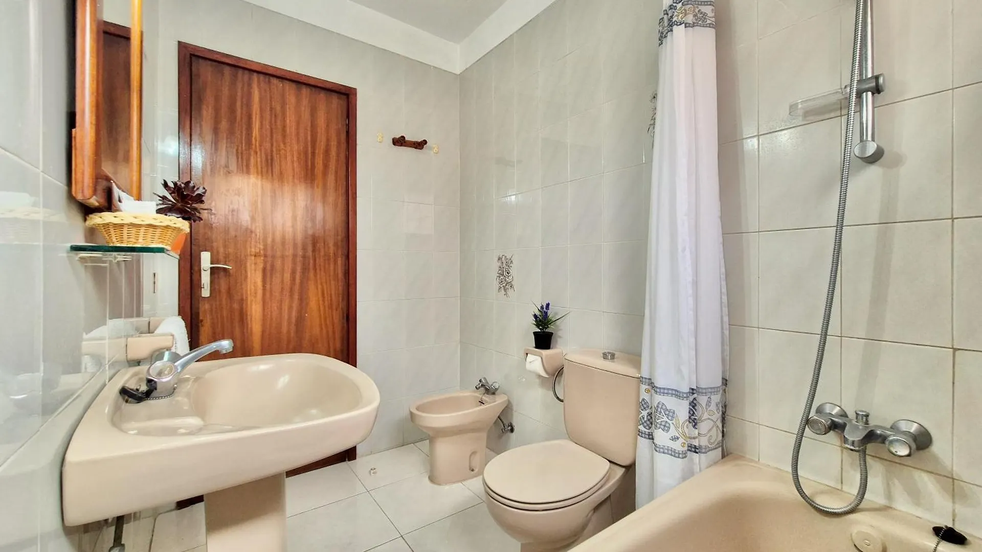 Canaima Apartments Puerto de la Cruz   Puerto de la Cruz (Tenerife)
